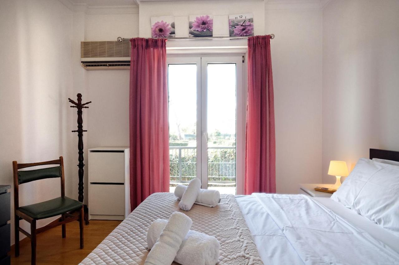 Glyfada Breeze Apartments Atenas Exterior foto